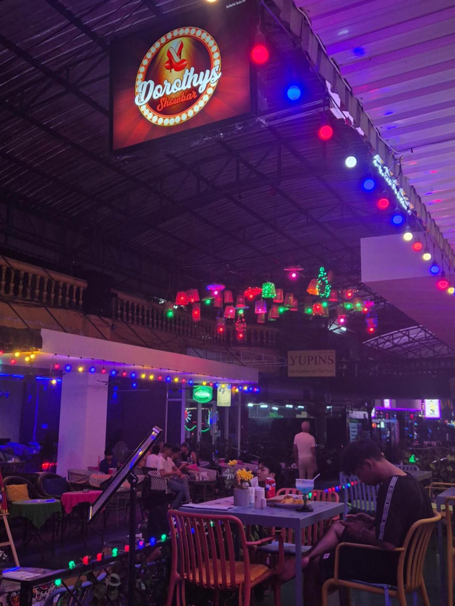 Dorothys Hotel Pattaya Ngoại thất bức ảnh